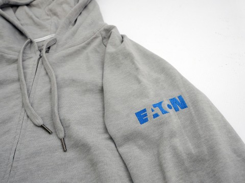 Hoodies ar izšūšanu